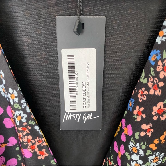 Nasty Gal plus size multi floral midi dress plus size 20 NEW! - Picture 4 of 10